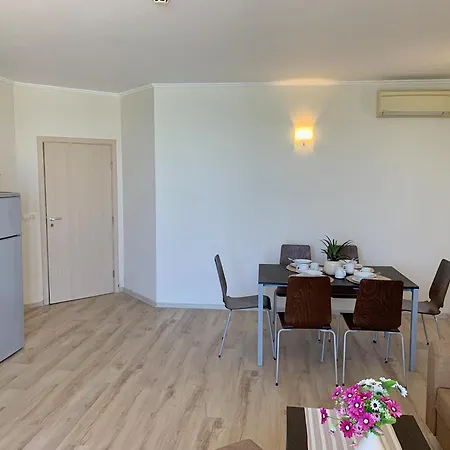 Apartamento C419 Steps From The *