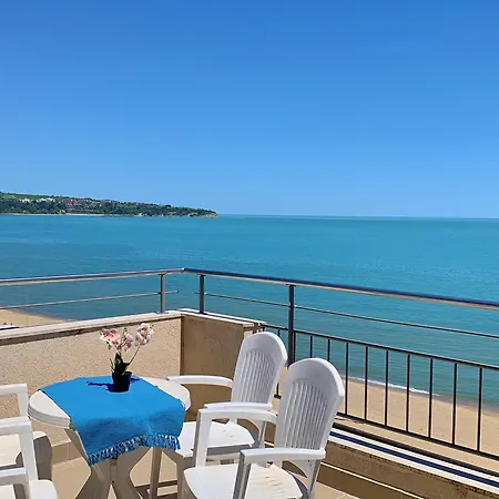 Apartamento C419 Steps From The Obzor