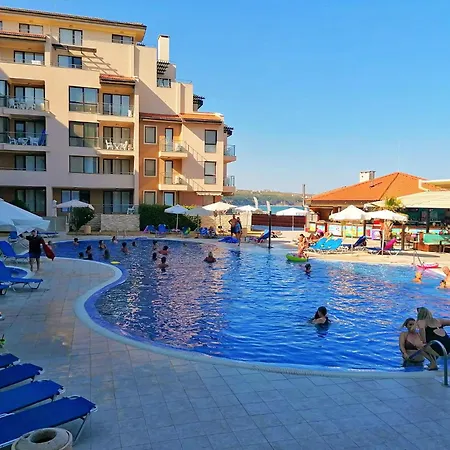 Apartamento C419 Steps From The Obzor